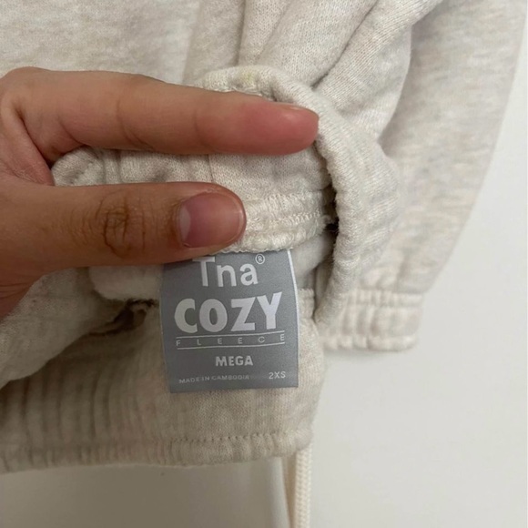 TNA Sweatsuits - Picture 3 of 4